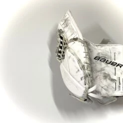 Bauer Supreme UltraSonic - Used Pro Stock Full Right Goalie Glove (White) -Hockey Stick Man Photo2023 04 27 42928PM