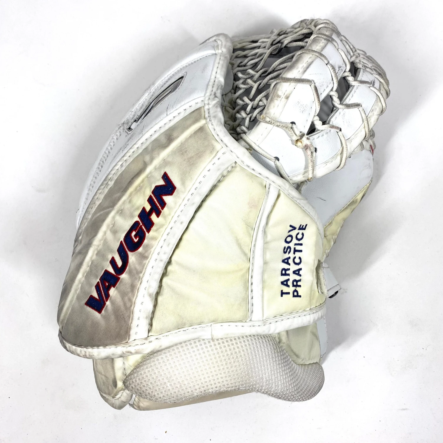 CCM Vaughn Velocity V9 - Used Goalie Glove (Red/White/Blue) 4 CCM Vaughn Velocity V9 - Used Goalie Glove (Red/White/Blue) - Image 2