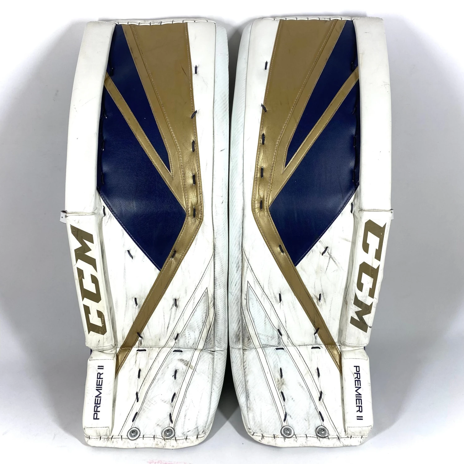 CCM Premier II - NCAA Pro Stock Full Goalie Set (White/Gold/Blue) 4 CCM Premier II - NCAA Pro Stock Full Goalie Set (White/Gold/Blue) - Image 2
